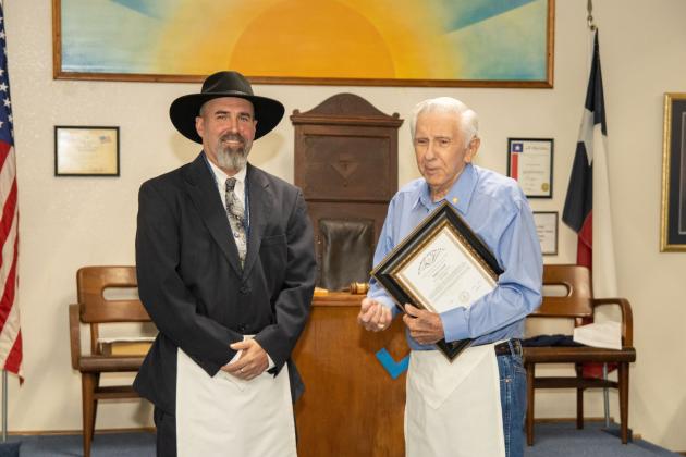 Article Image Alt Text